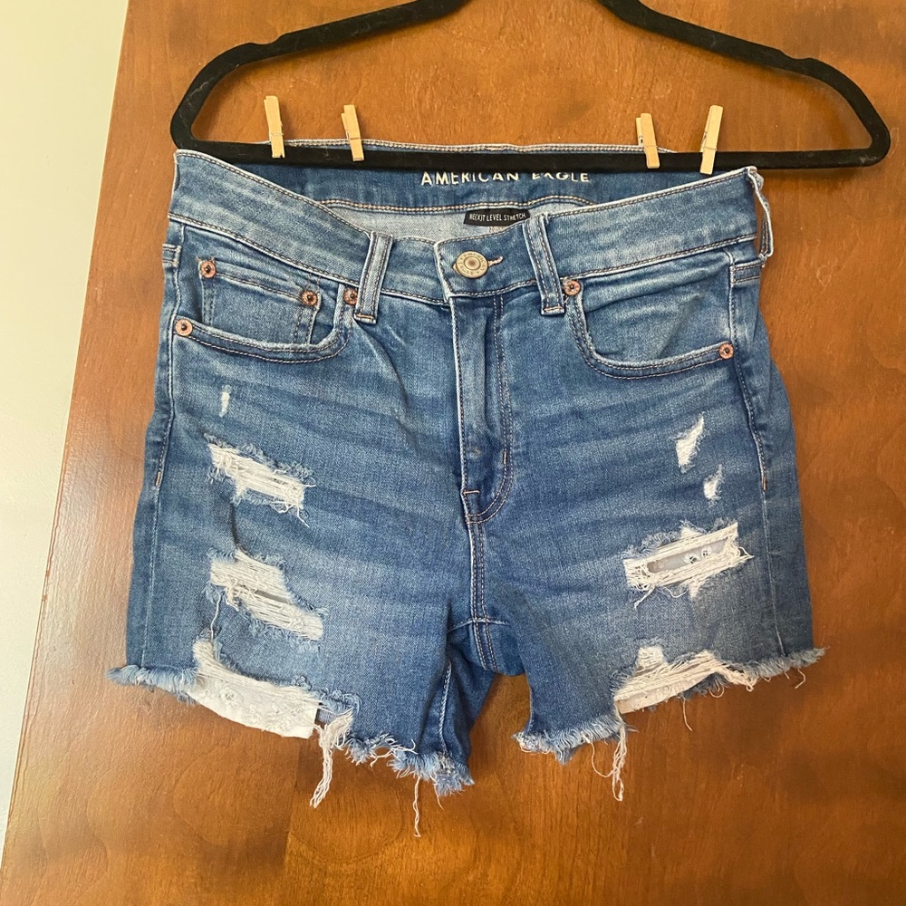 American Eagle MIDI shorts